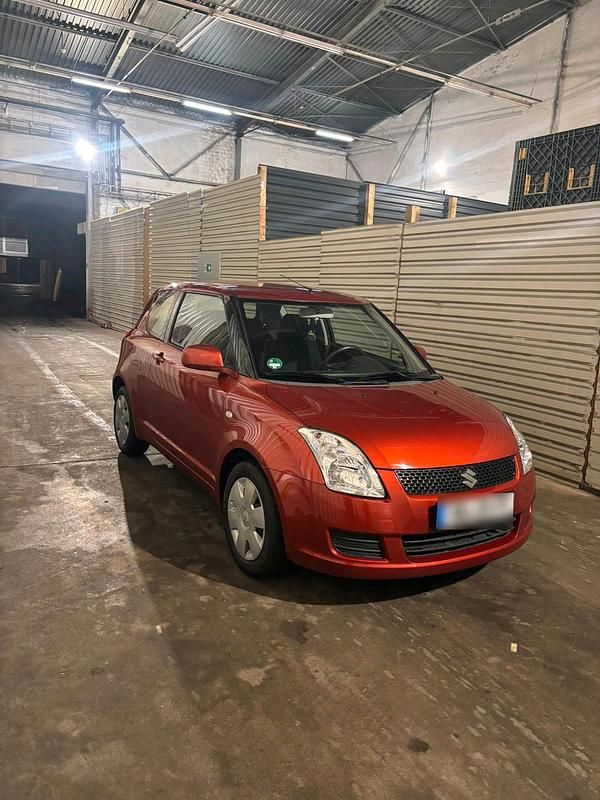 Gebraucht Suzuki Swift 92 PS (67 kW) 2010 Orange Kleinwagen
