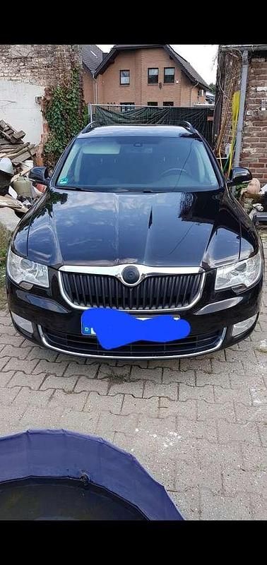 Gebraucht 2011 Skoda Superb Elegance Kombi | 4.500 € (Guter Preis) - Bild 1/4