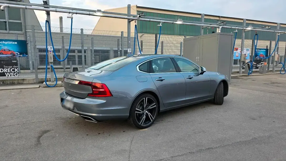 Gebraucht Volvo S90 R-Design 235 PS (172 kW) 2017 Grau Limousine