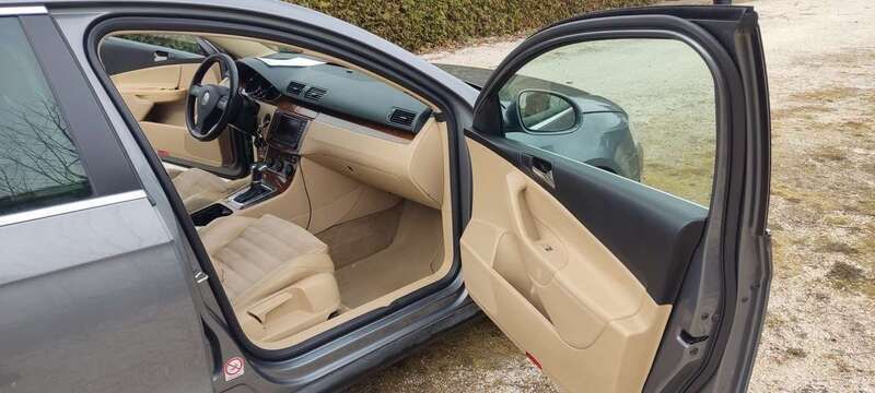 Grau Gebraucht 2006 VW Passat Comfortline Kombi | 3.400 € (Fairer Preis) - Bild 1/4