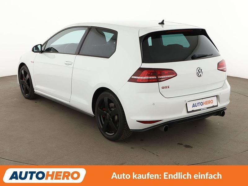 Gebraucht VW Golf VII GTI 230 PS (169 kW) 2016 Weiß Limousine