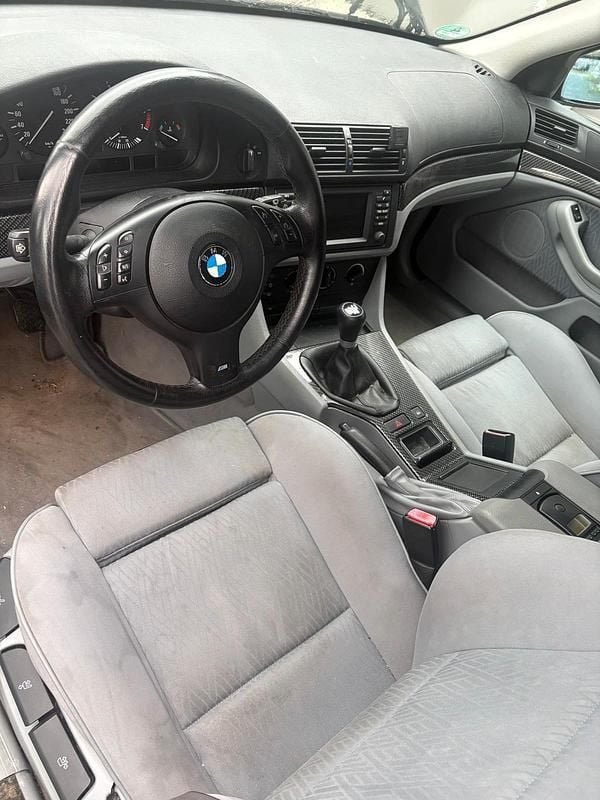 Gebraucht BMW 525 192 PS (141 kW) 2002 Schwarz Kombi