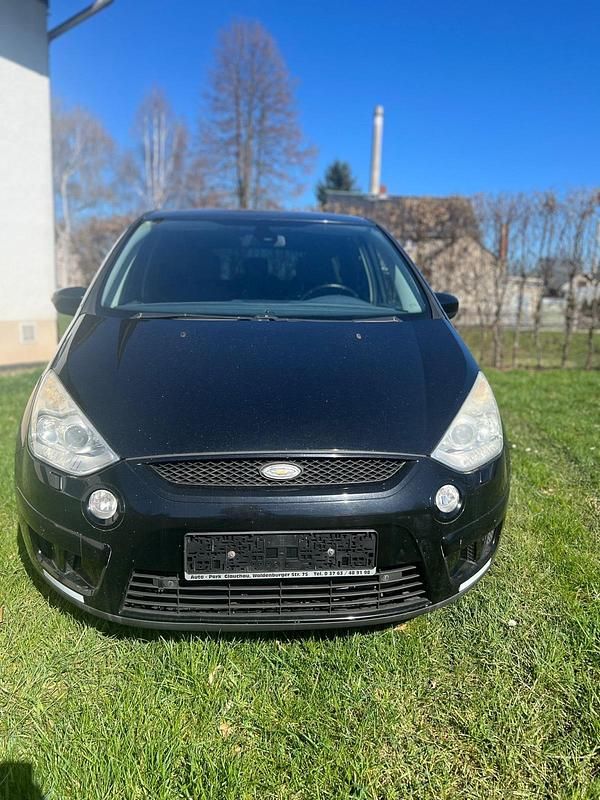 Gebraucht Ford S-MAX S 140 PS (102 kW) 2009 Schwarz Van / Kleinbus