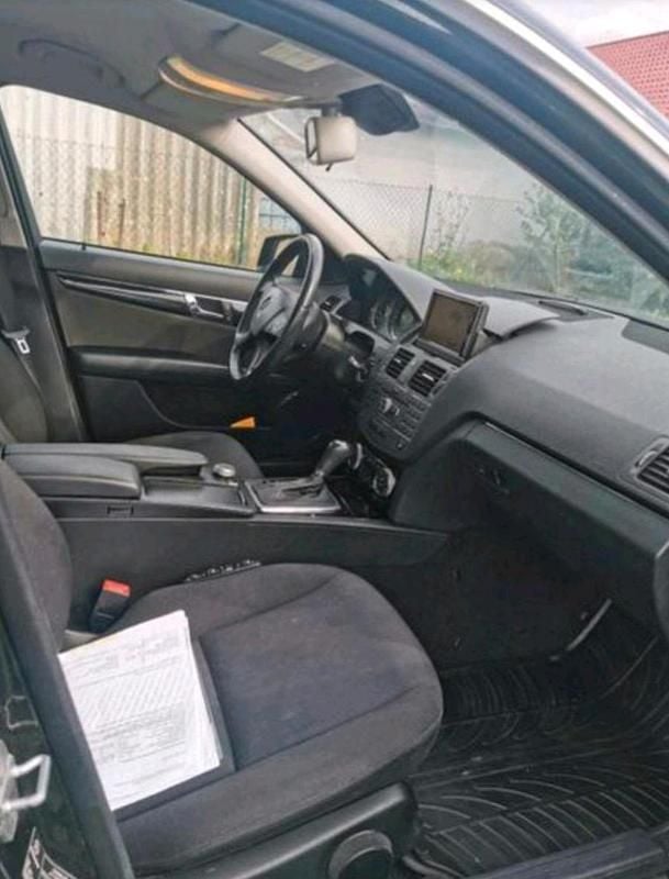 Gebraucht Mercedes C220 170 PS (125 kW) 2010 Schwarz Kombi