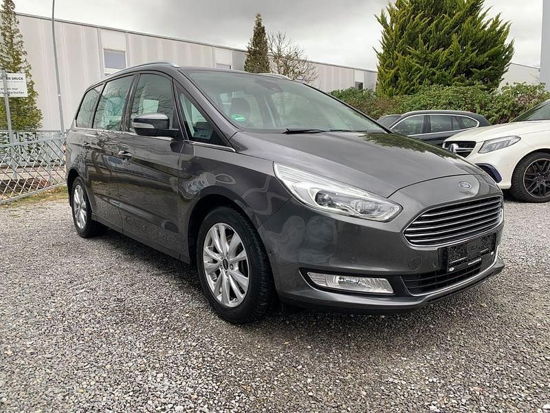 Gebraucht Ford Galaxy Titanium 179 PS (131 kW) 2017 Grau Van / Kleinbus