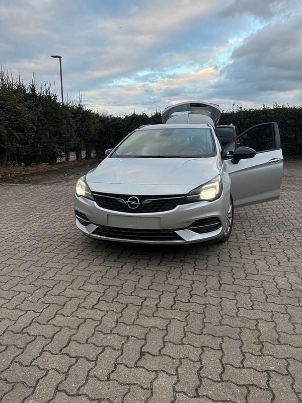 Gebraucht Opel Astra 122 PS (89 kW) 2021 Silber Kombi