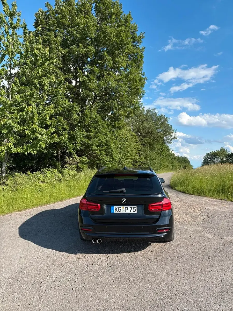 Gebraucht BMW 320 190 PS (139 kW) 2016 Schwarz Kombi