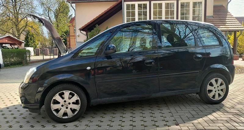 Second-hand Opel Meriva 105 CP (77 kW) 2006 Negru Monovolum