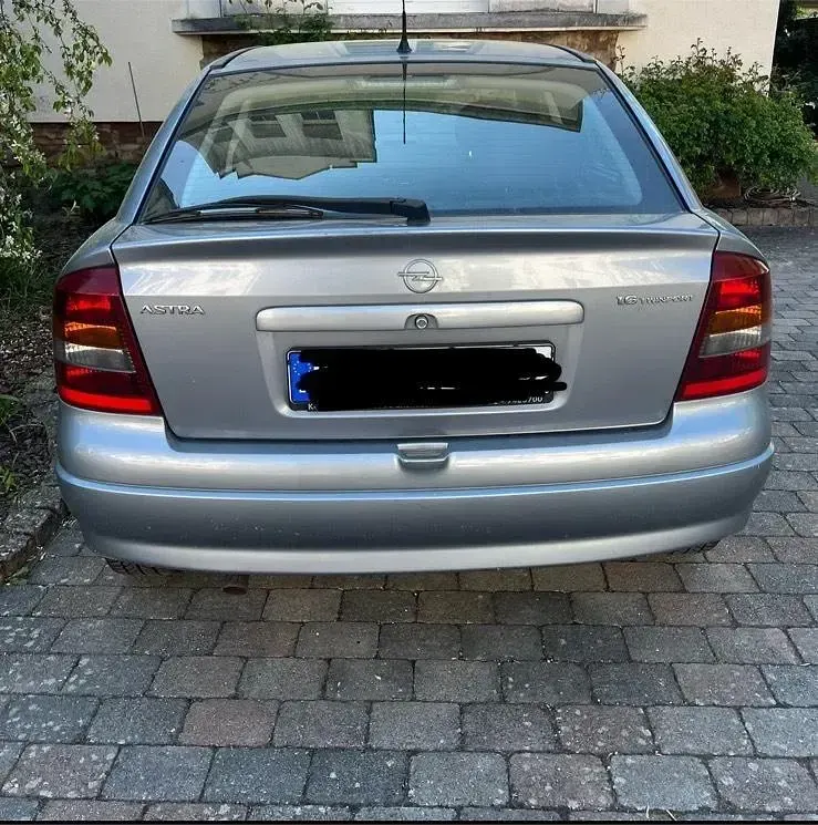 Usata Opel Astra 103 CV (75 kW) 2003 Grigio Berlina