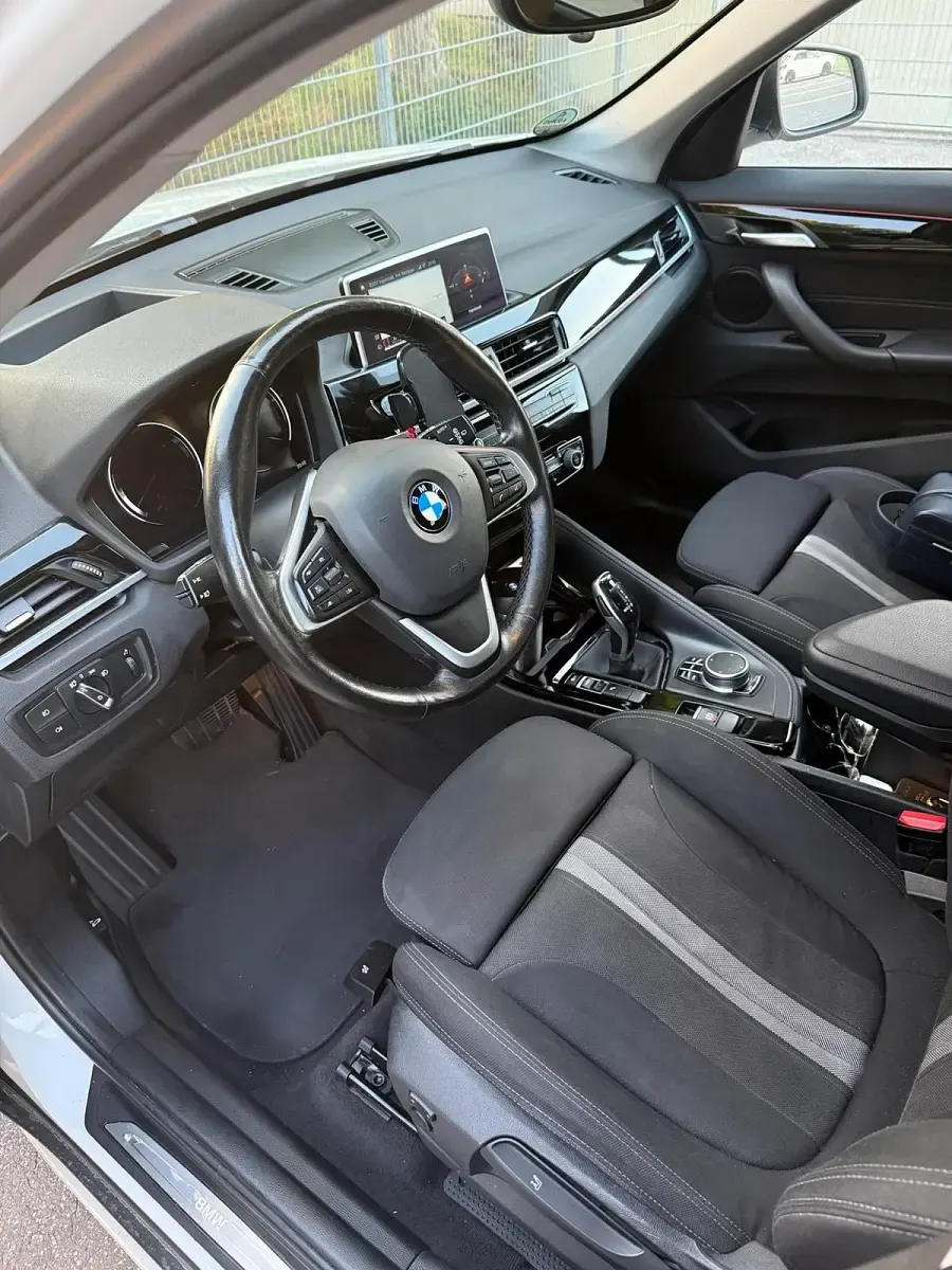 Gebraucht BMW X1 Sport Line 150 PS (110 kW) 2019 Weiß SUV