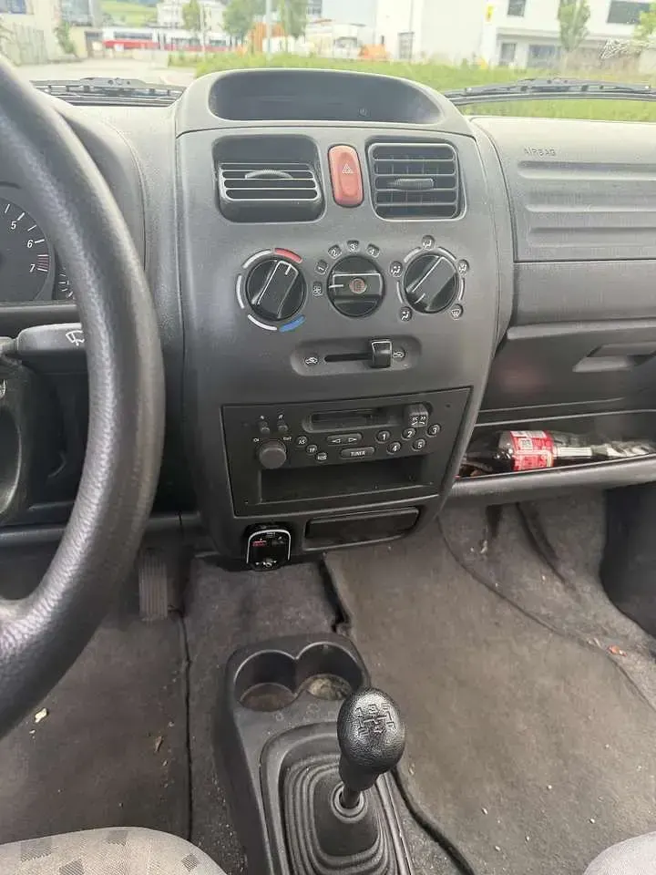 Używany Opel Agila 75 KM (55 kW) 2003 Minivan