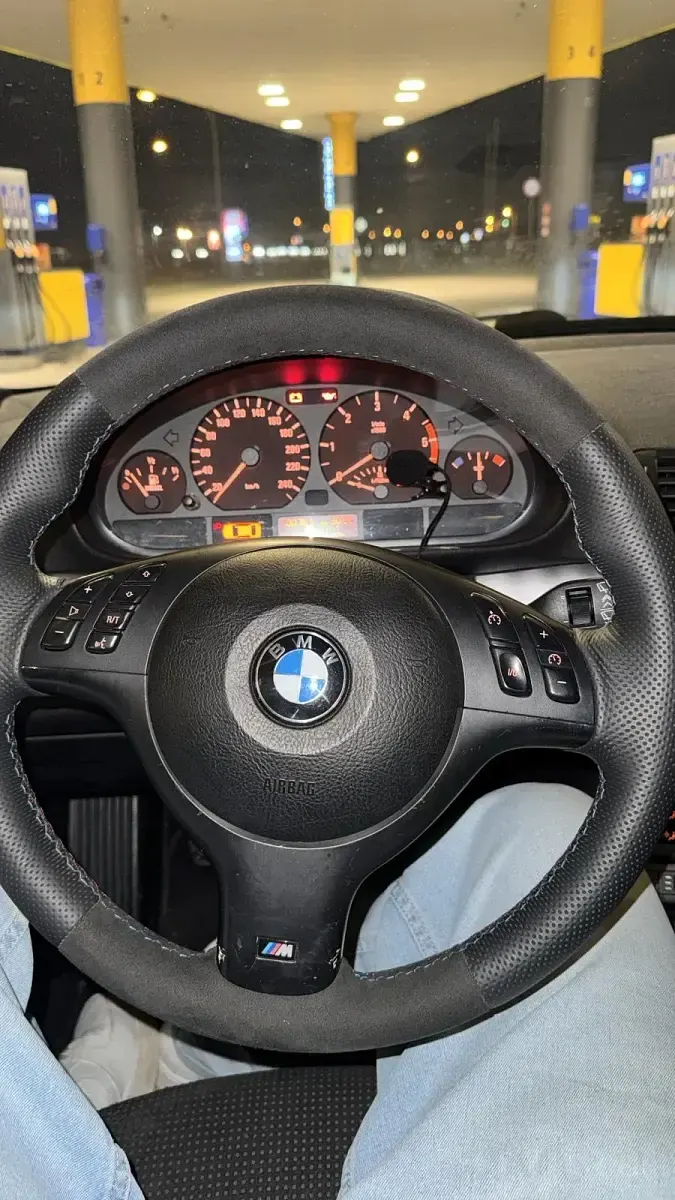 Gebraucht BMW 320 150 PS (110 kW) 2002 Limousine