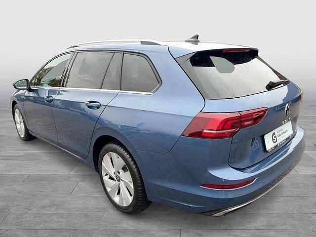 Gebraucht VW Golf VIII Style 150 PS (110 kW) 2025 Blau Kombi