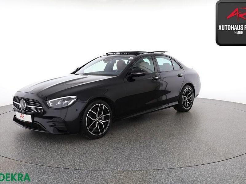 Gebraucht Mercedes E220 AMG 194 PS (142 kW) 2021 Obsidianschwarz Limousine