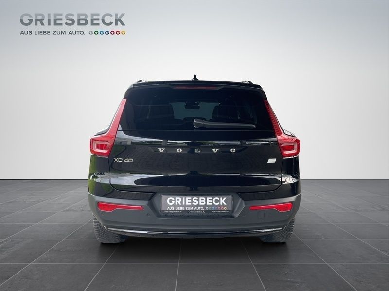 Gebraucht Volvo C40 300 kW (408 PS) 2023 Onyx black / metallic SUV