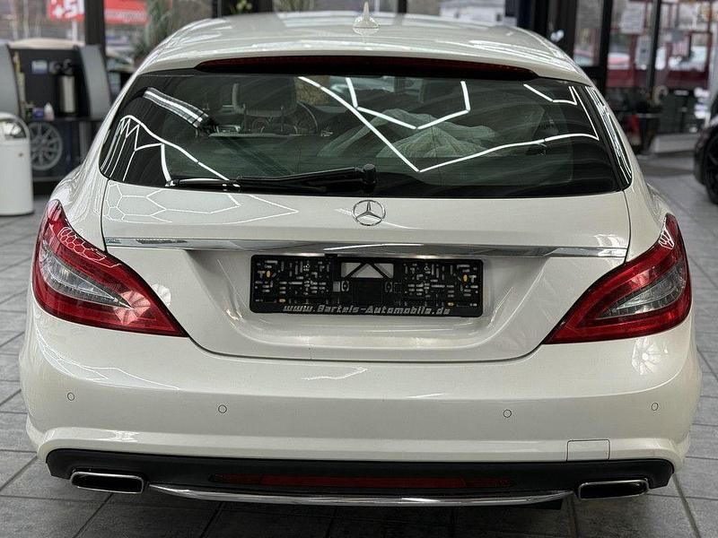 Gebraucht Mercedes CLS500 Shooting Brake AMG line 408 PS (300 kW) 2013 Weiß Kombi