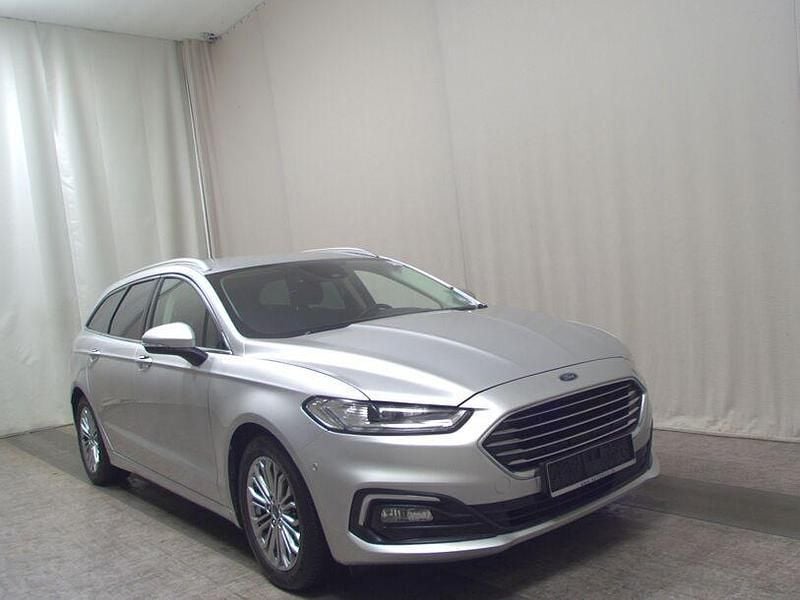 Gebraucht Ford Mondeo Titanium 190 PS (139 kW) 2022 Silber Kombi