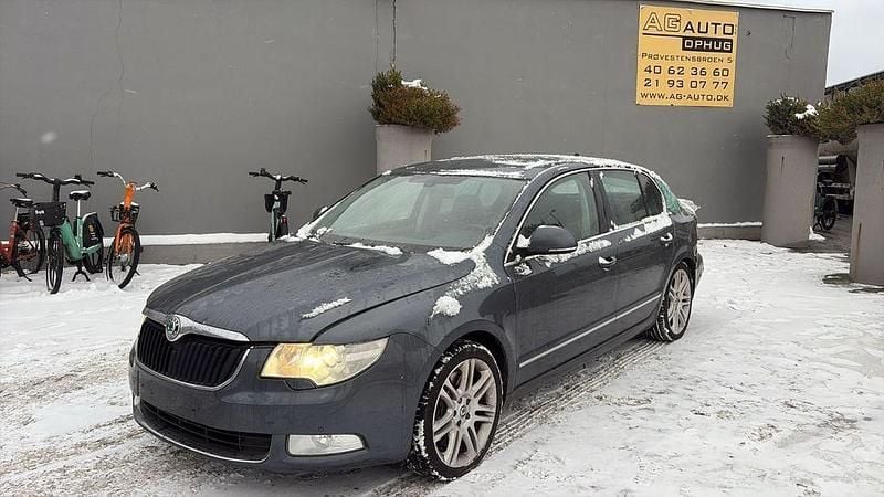 Gebraucht Skoda Superb Elegance 260 PS (191 kW) 2009 Grau Limousine