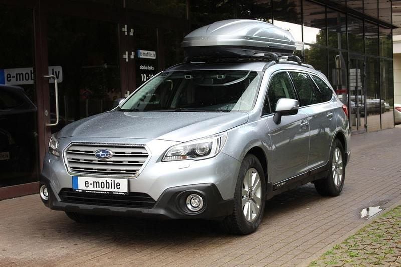 Grau Gebraucht 2015 Subaru Outback Active SUV | 14.800 € (Superpreis) - Bild 1/4