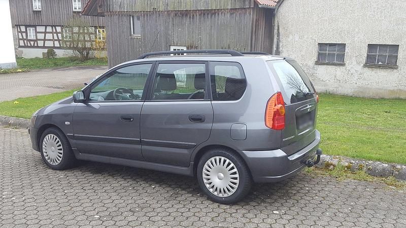 Gebraucht Mitsubishi Space Star 112 PS (82 kW) 2004 Grau Van / Kleinbus