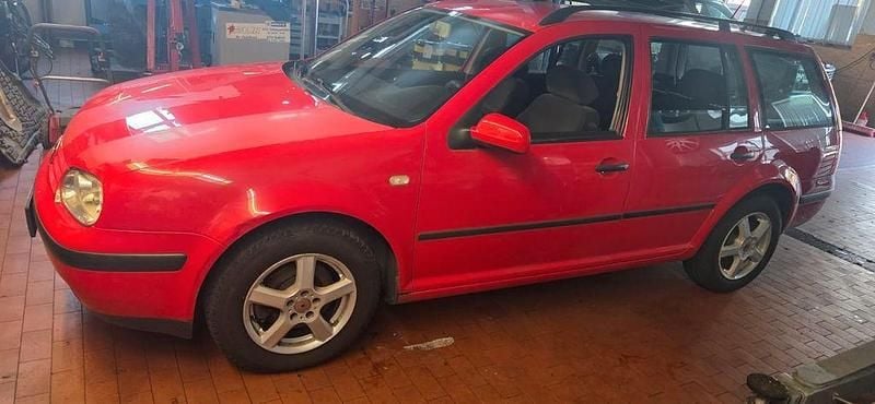 Rot Gebraucht 1998 VW Golf IV Kombi | 2.500 € (Fairer Preis) - Bild 1/4