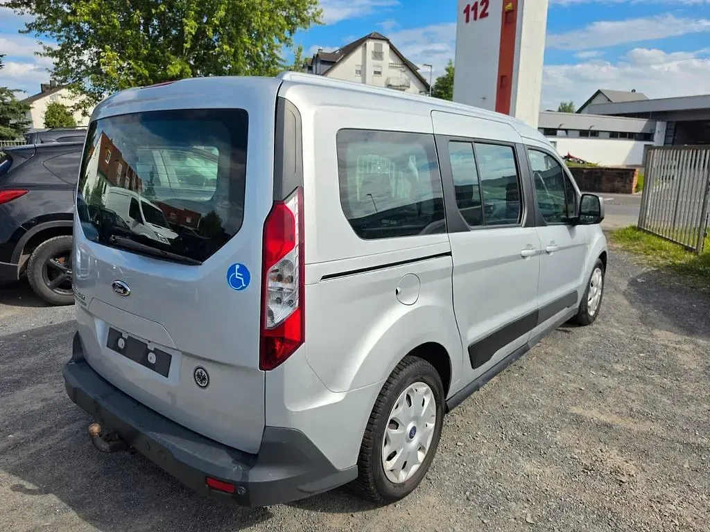 Gebraucht Ford Grand Tourneo Connect Trend 95 PS (69 kW) 2015 Silber Van / Kleinbus