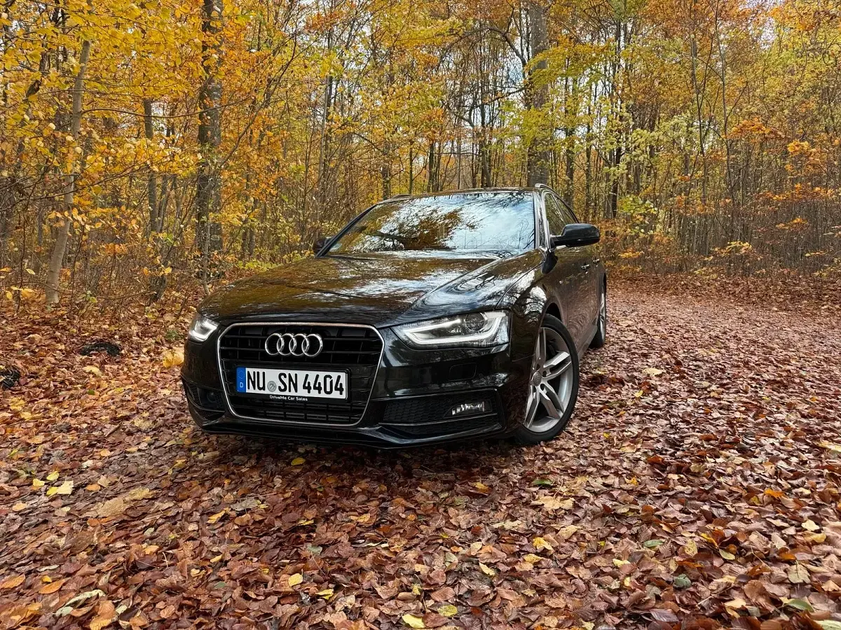 Gebraucht Audi A4 177 PS (130 kW) 2014 Schwarz Kleinwagen