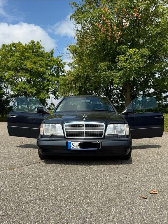 Schwarz Gebraucht 1995 Mercedes 320 Coupé | 10.000 € - Bild 1/4