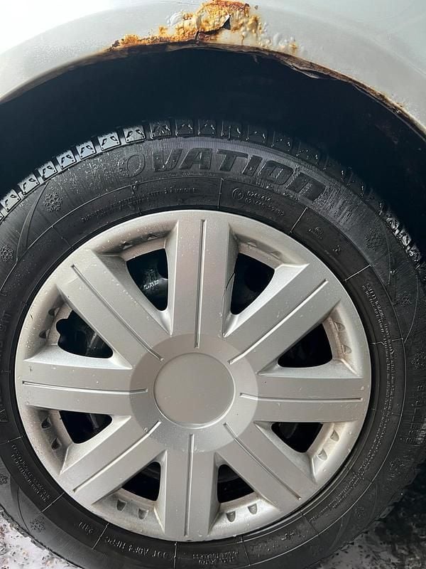 Gebraucht VW Golf V 190 PS (139 kW) 2004 Silber Kleinwagen