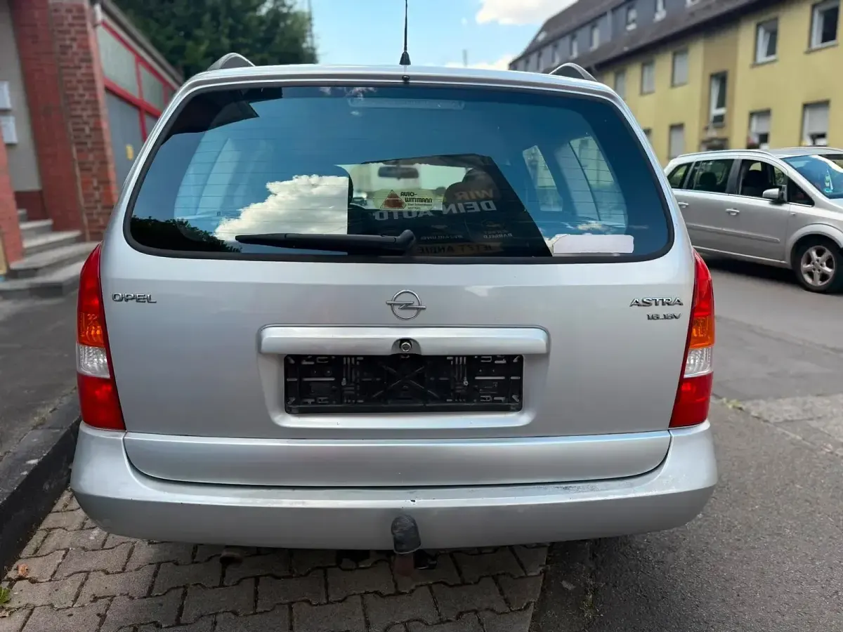 Gebraucht Opel Astra 101 PS (74 kW) 1999 Silber Kombi