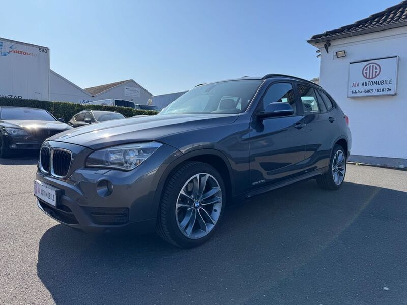 Grau Gebraucht 2013 BMW X1 Sport Line SUV | 6.499 € (Guter Preis) - Bild 1/4