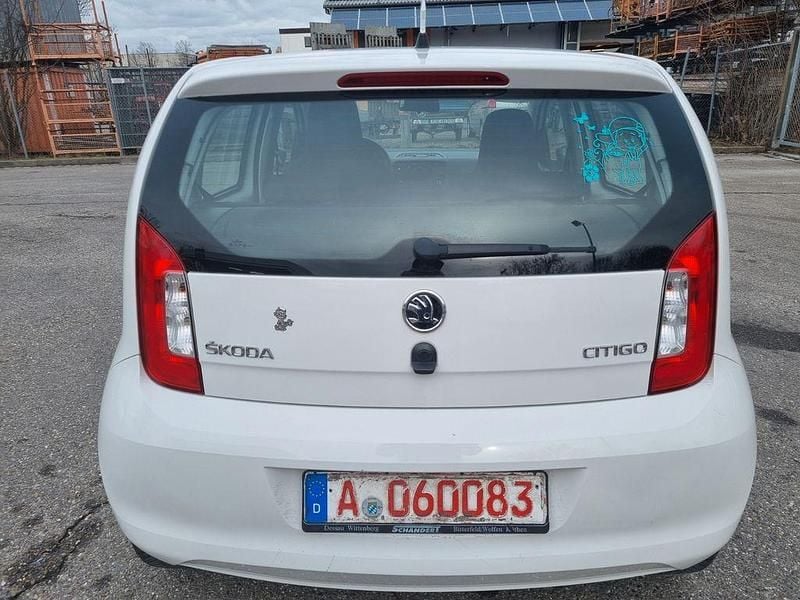Gebraucht Skoda Citigo Ambition 60 PS (44 kW) 2016 Weiß Kleinwagen