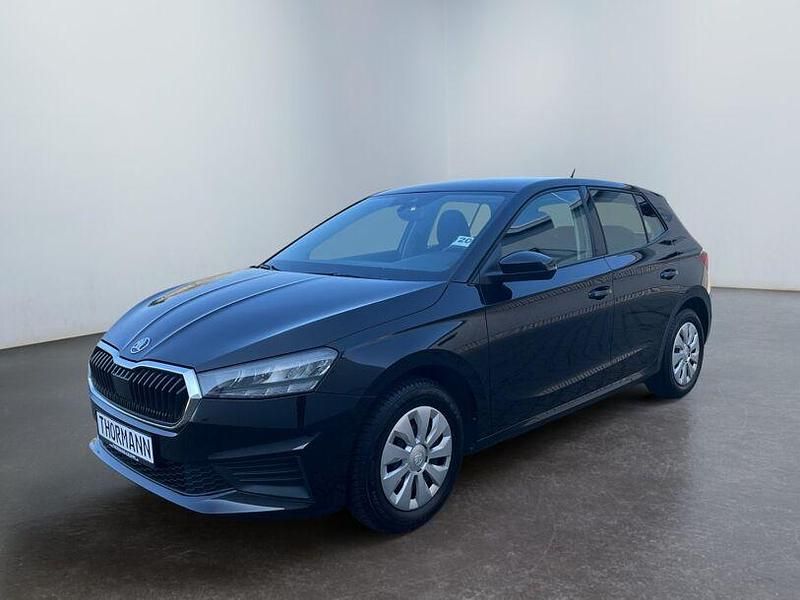 Gebraucht Skoda Fabia Active 65 PS (47 kW) 2022 Schwarzmagic perleffekt Kleinwagen