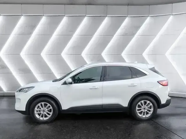 Brugt Ford Kuga Titanium 225 HK (165 kW) 2023 Hvid SUV
