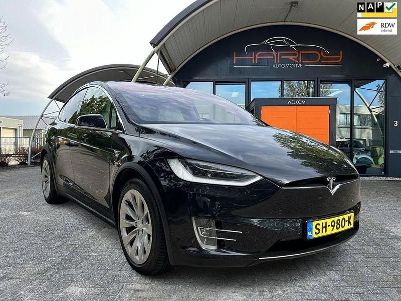 Schwarz Gebraucht 2018 Tesla Model X SUV | 28.680 € (Superpreis) - Bild 1/4