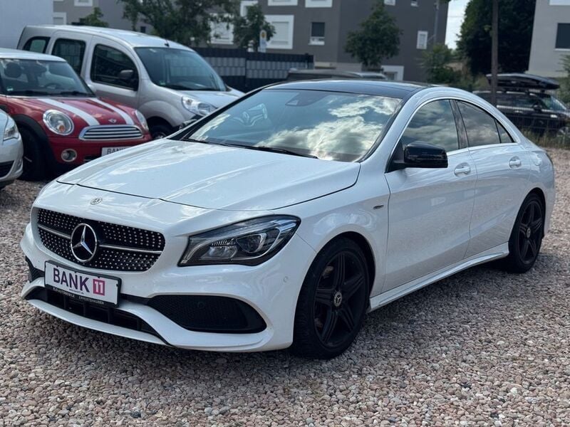 Weiß Gebraucht 2018 Mercedes CLA250 AMG Limousine | 21.500 € (Superpreis) - Bild 1/4