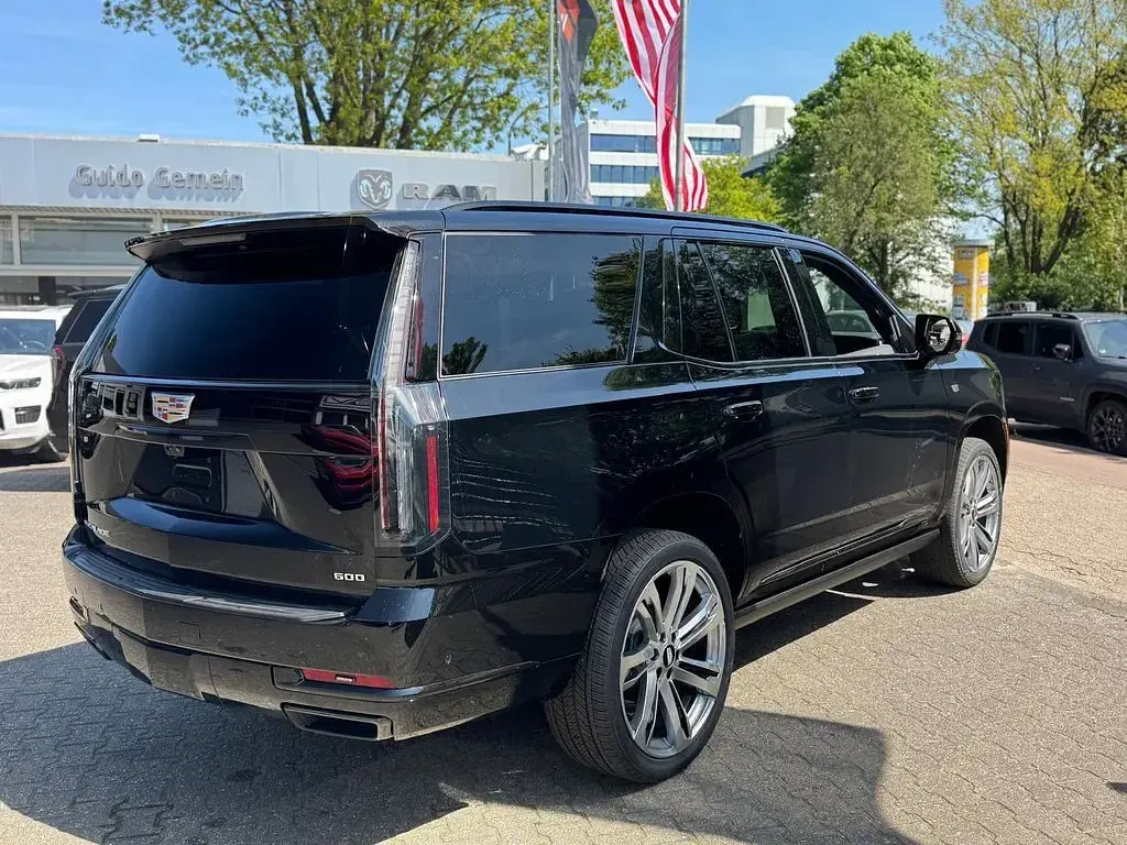 Neu Cadillac Escalade 426 PS (313 kW) 2026 Black raven SUV