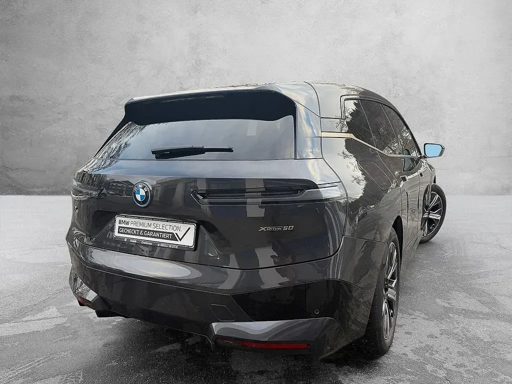 Gebraucht BMW iX Sport Line 384 kW (523 PS) 2022 Sophistograu brillanteffekt SUV
