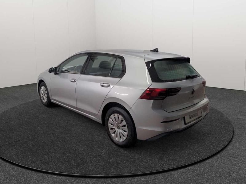Gebraucht VW Golf VIII Basis 90 PS (66 kW) 2021 Silber Limousine