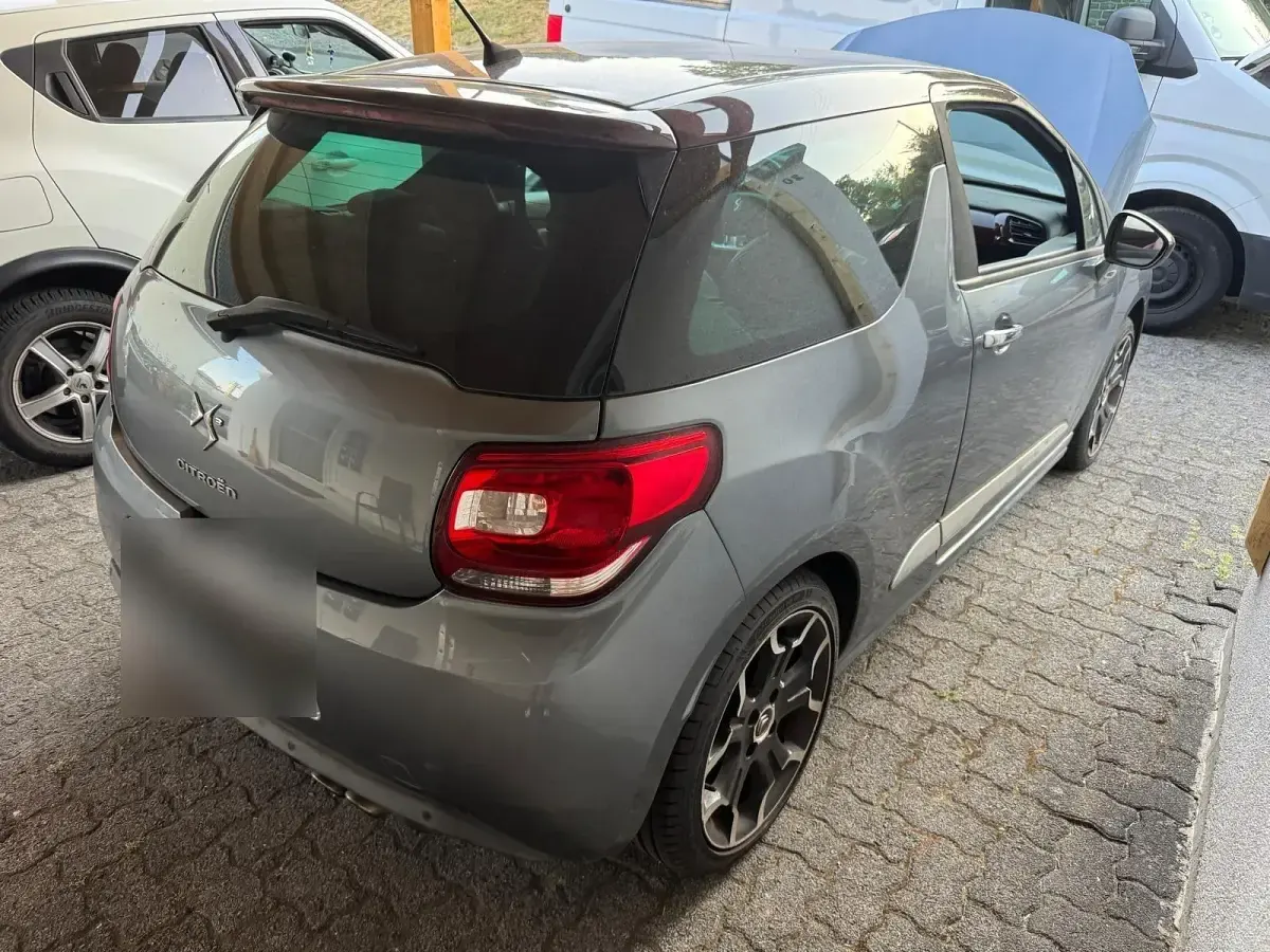 Gebraucht Citroën DS3 156 PS (114 kW) 2012 Grau Kleinwagen