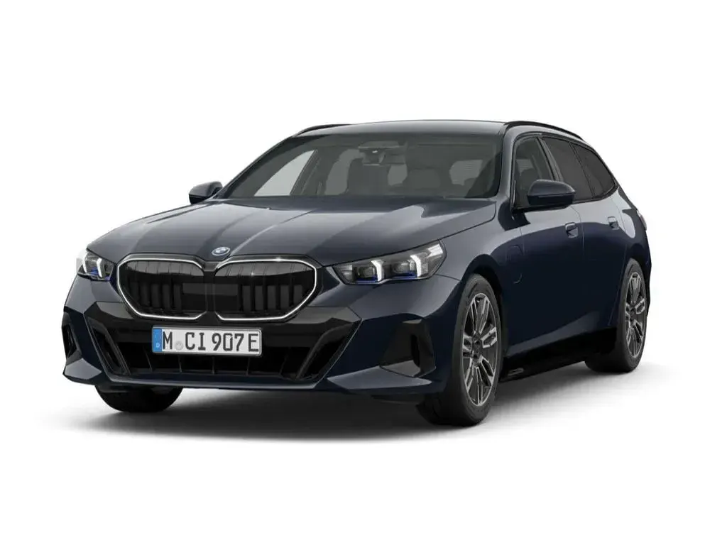 Neu BMW 530e Performance 299 PS (219 kW) 2026 Schwarz Kombi