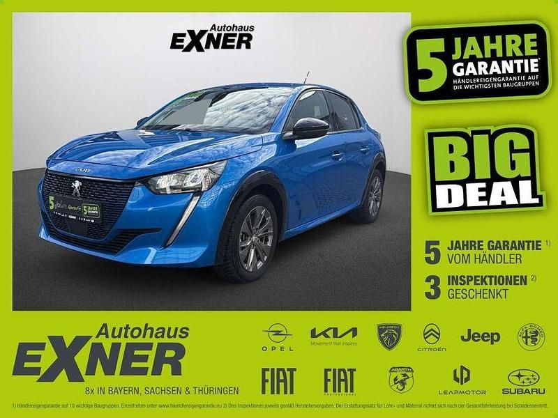 Gebraucht Peugeot e-208 Allure 100 kW (136 PS) 2023 Blau Kleinwagen