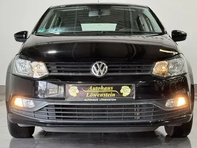 Gebraucht VW Polo Comfortline 75 PS (55 kW) 2015 Schwarz Limousine
