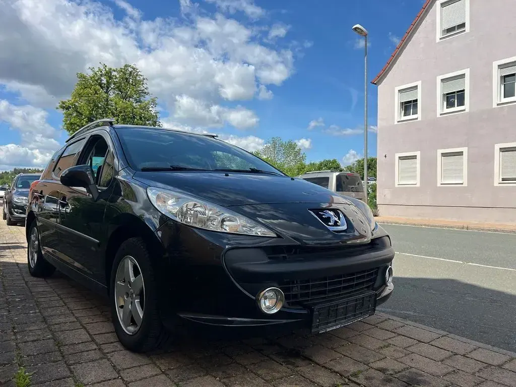 Gebraucht Peugeot 207 95 PS (69 kW) 2009 Schwarz Kombi
