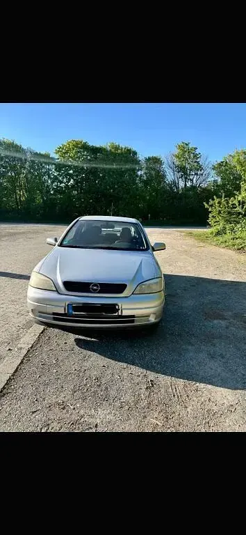 Second-hand Opel Astra 75 CP (55 kW) 2001 Argintiu Berlinǎ