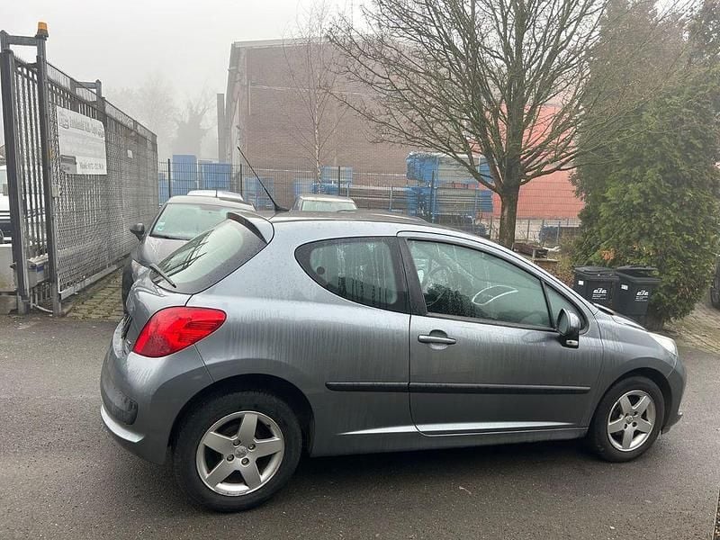 Grau Gebraucht 2009 Peugeot 207 Urban Move Kleinwagen | 999 € (Superpreis) - Bild 1/4