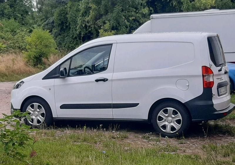 Weiß Gebraucht 2022 Ford Transit Trend Abholung | 14.800 € (Fairer Preis) - Bild 1/4