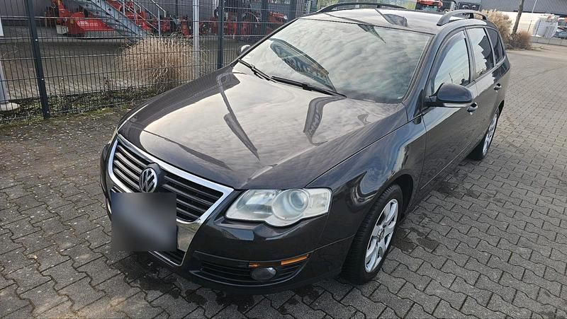 Gebraucht VW Passat 102 PS (75 kW) 2007 Andere farben Limousine