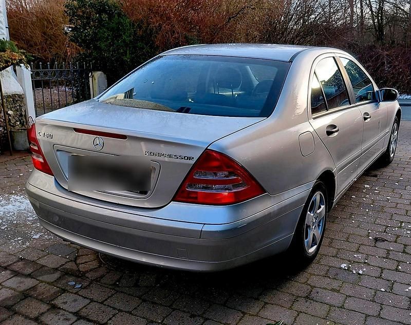 Gebraucht Mercedes C180 2003 Silber Limousine