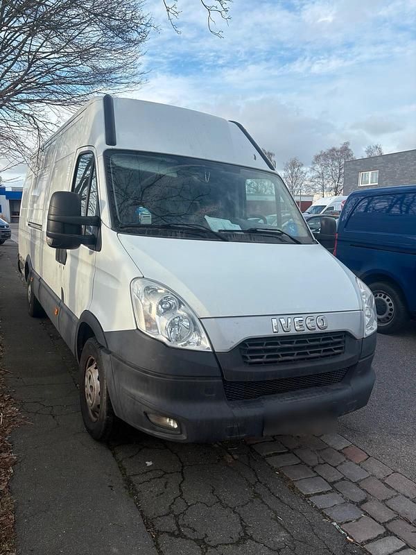 Gebraucht Iveco Daily 2014 Weiß Van / Kleinbus